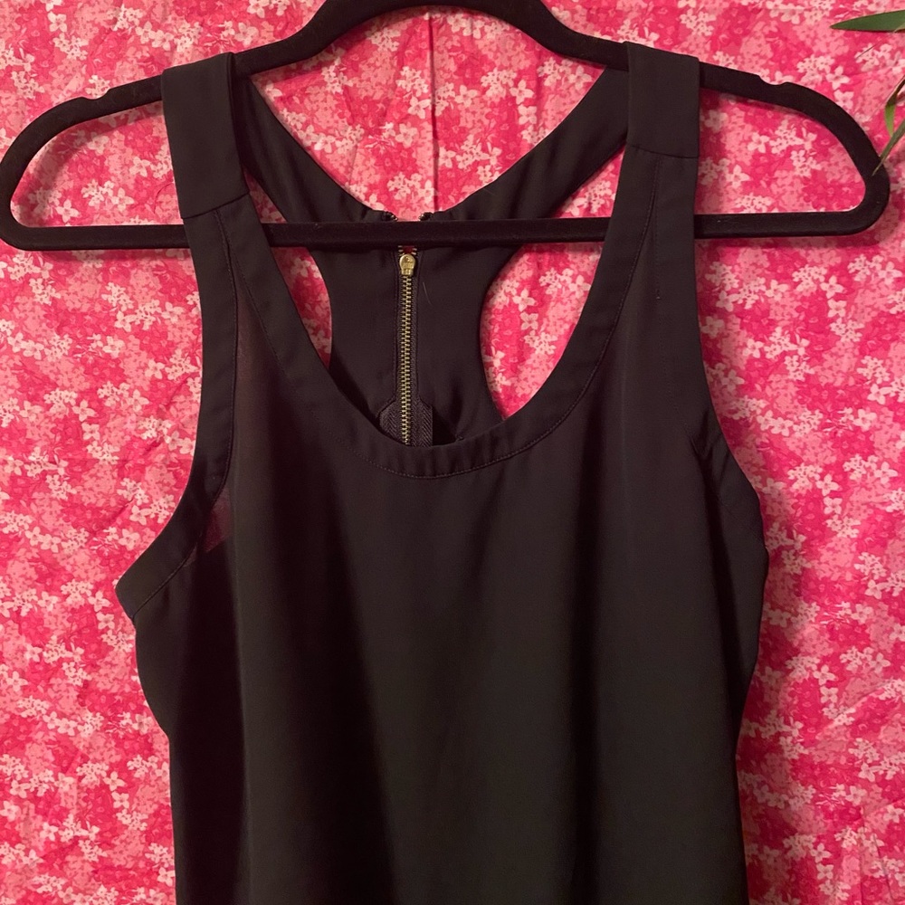 💜Express Black Woman’s Top Size SP - Picture 2 of 6